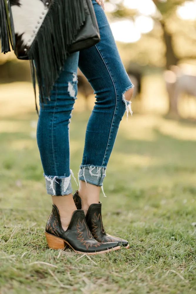 Ariat Dixon Black Ankle Boots