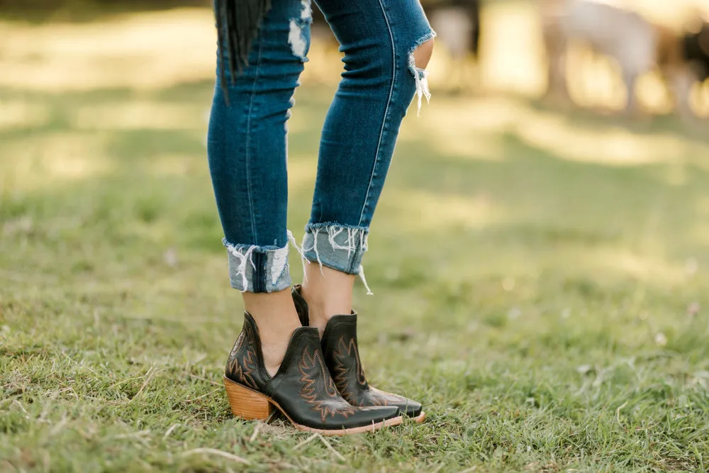 Ariat Dixon Black Ankle Boots