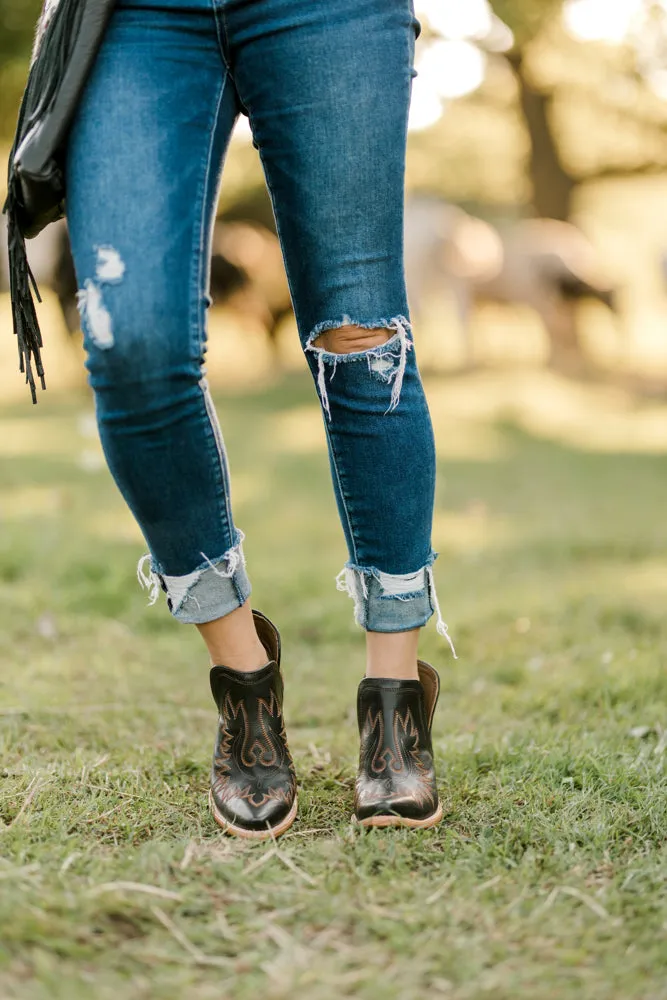 Ariat Dixon Black Ankle Boots