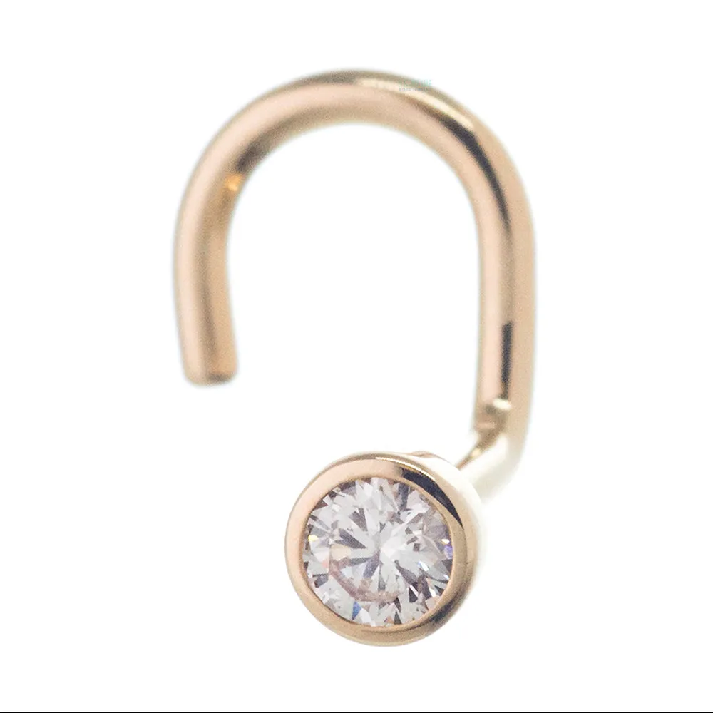 Bezel-Set Nostril Screw in Gold with DIAMOND