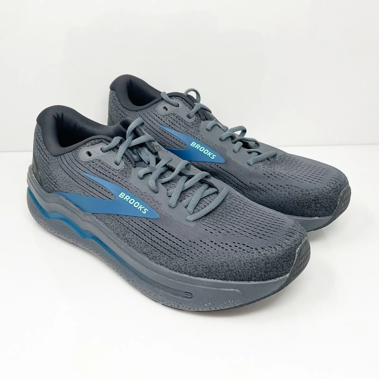 Brooks Mens Ghost Max 2 1104311D081 Black Running Shoes Sneakers Size 11.5 D