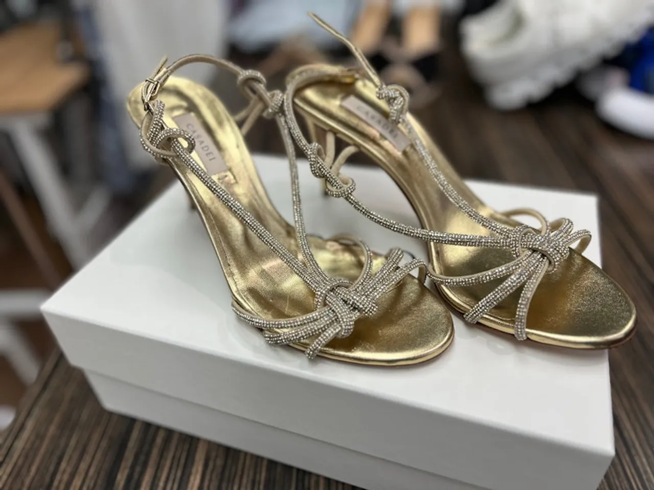 Casadeli Gold Heels size 7 New in box! 60066-S000640846