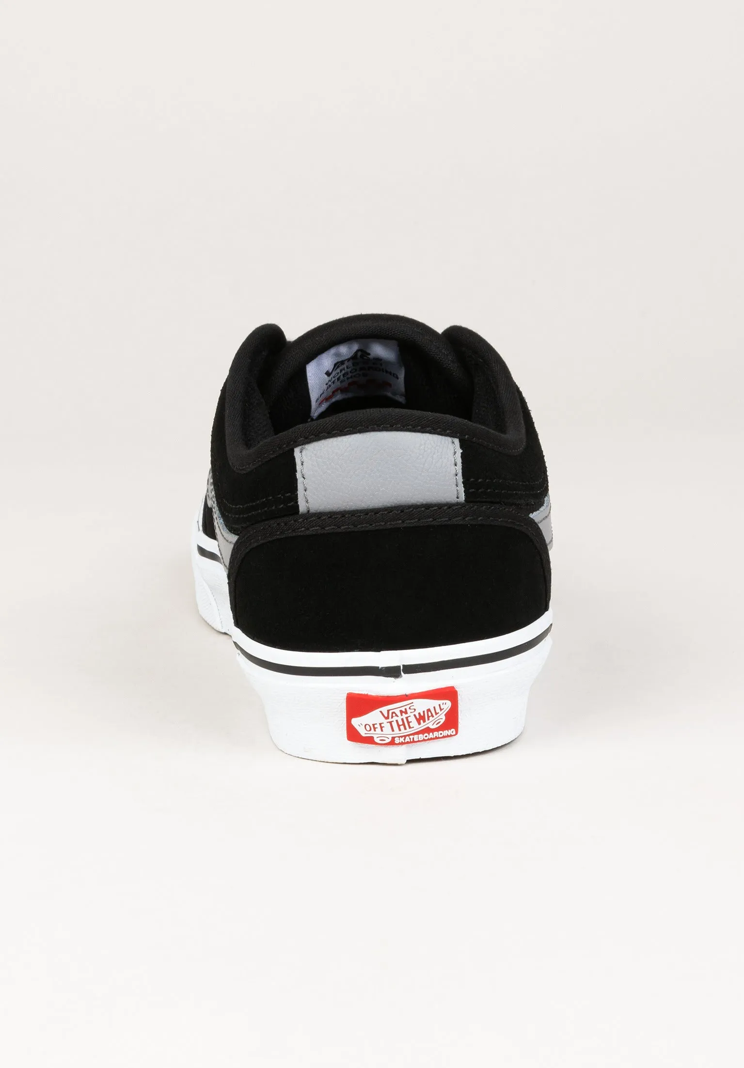 Chukka Low Sidestripe by Vans