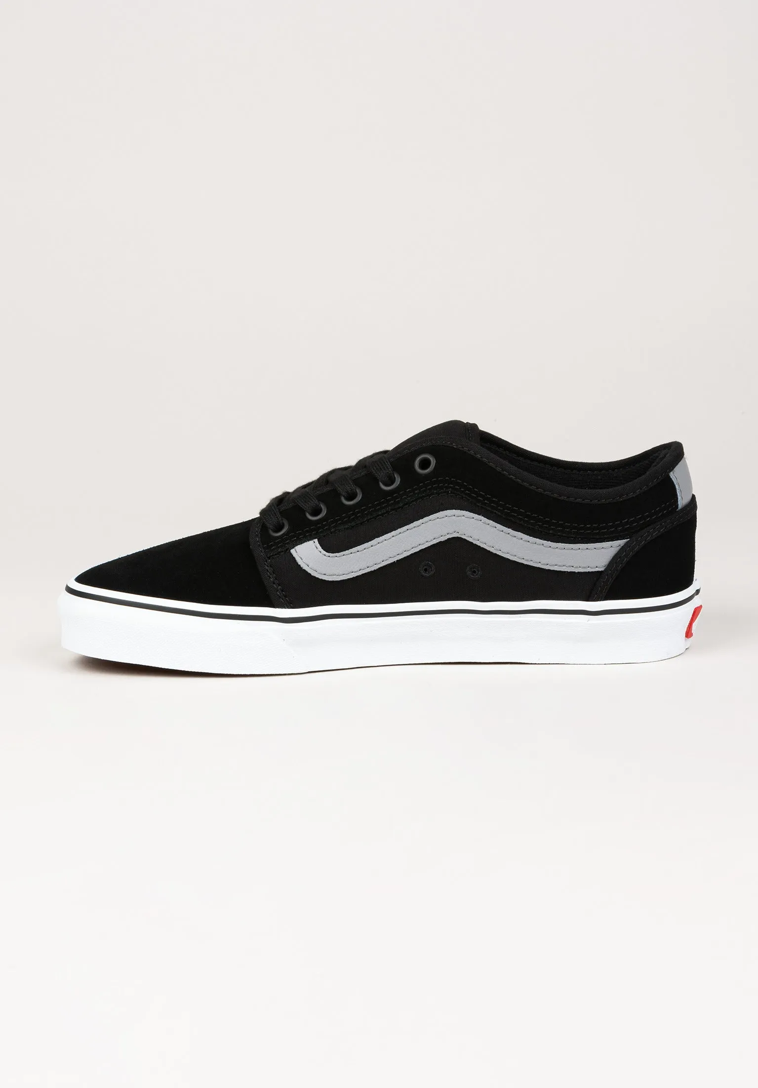 Chukka Low Sidestripe by Vans