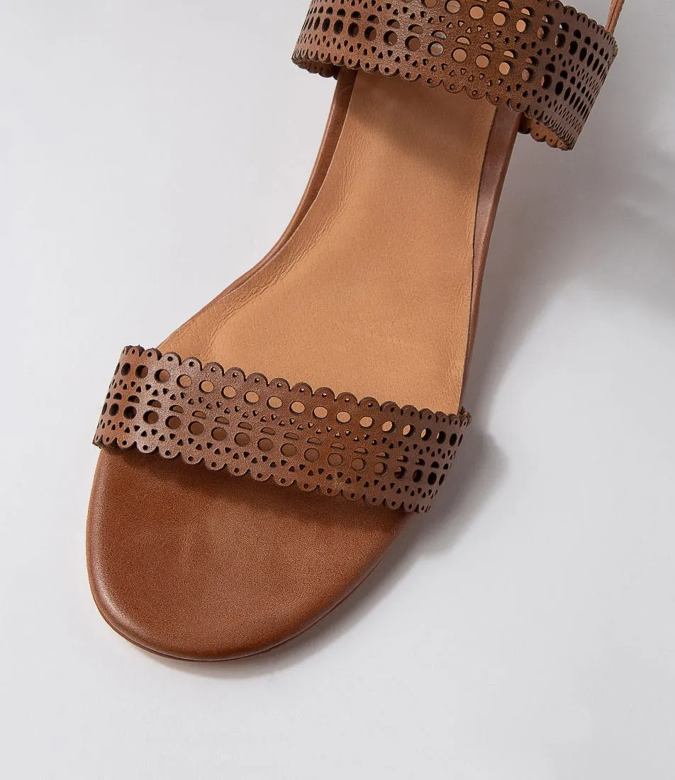 DJANGO & JULIETTE Crista Lrg Tan Leather Heels