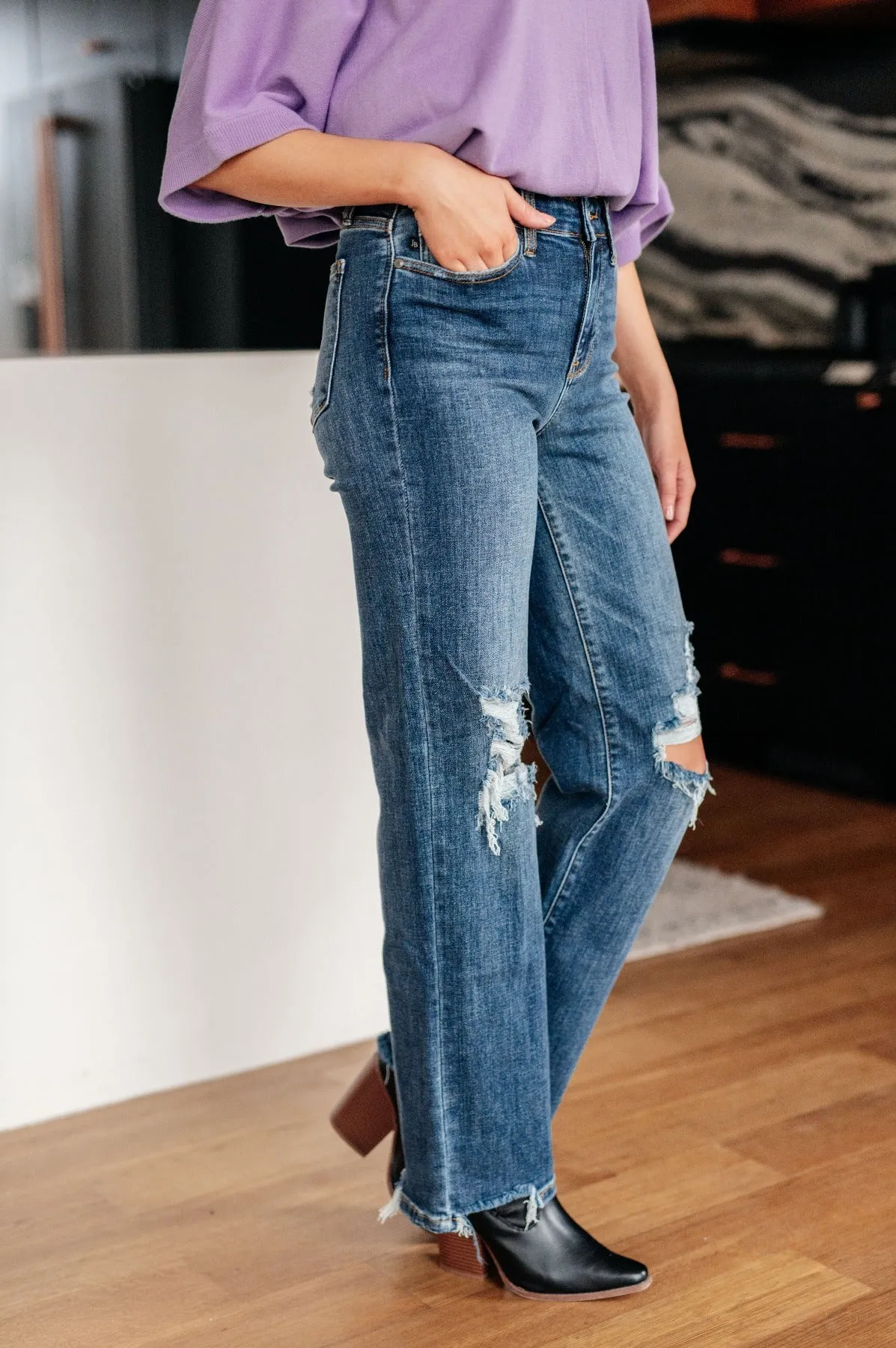 Classic High Rise 90's Dark Wash Jeans