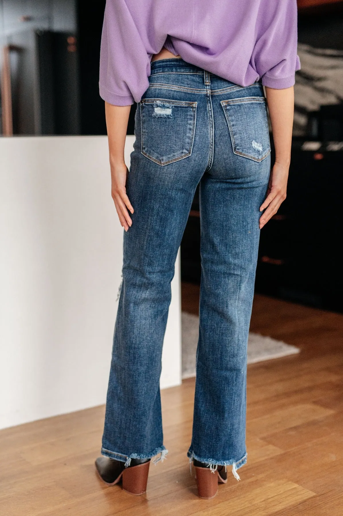 Classic High Rise 90's Dark Wash Jeans