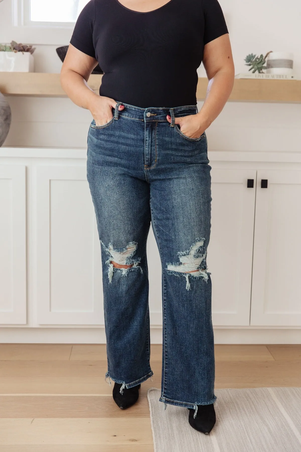 Classic High Rise 90's Dark Wash Jeans