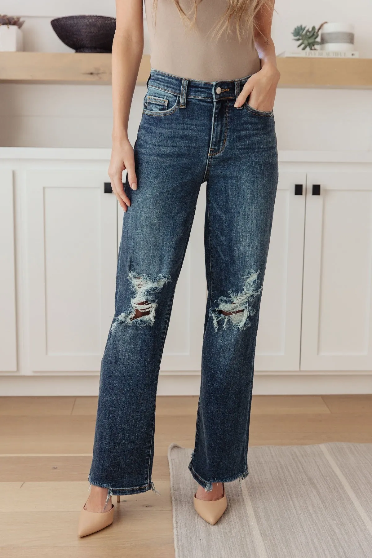 Classic High Rise 90's Dark Wash Jeans