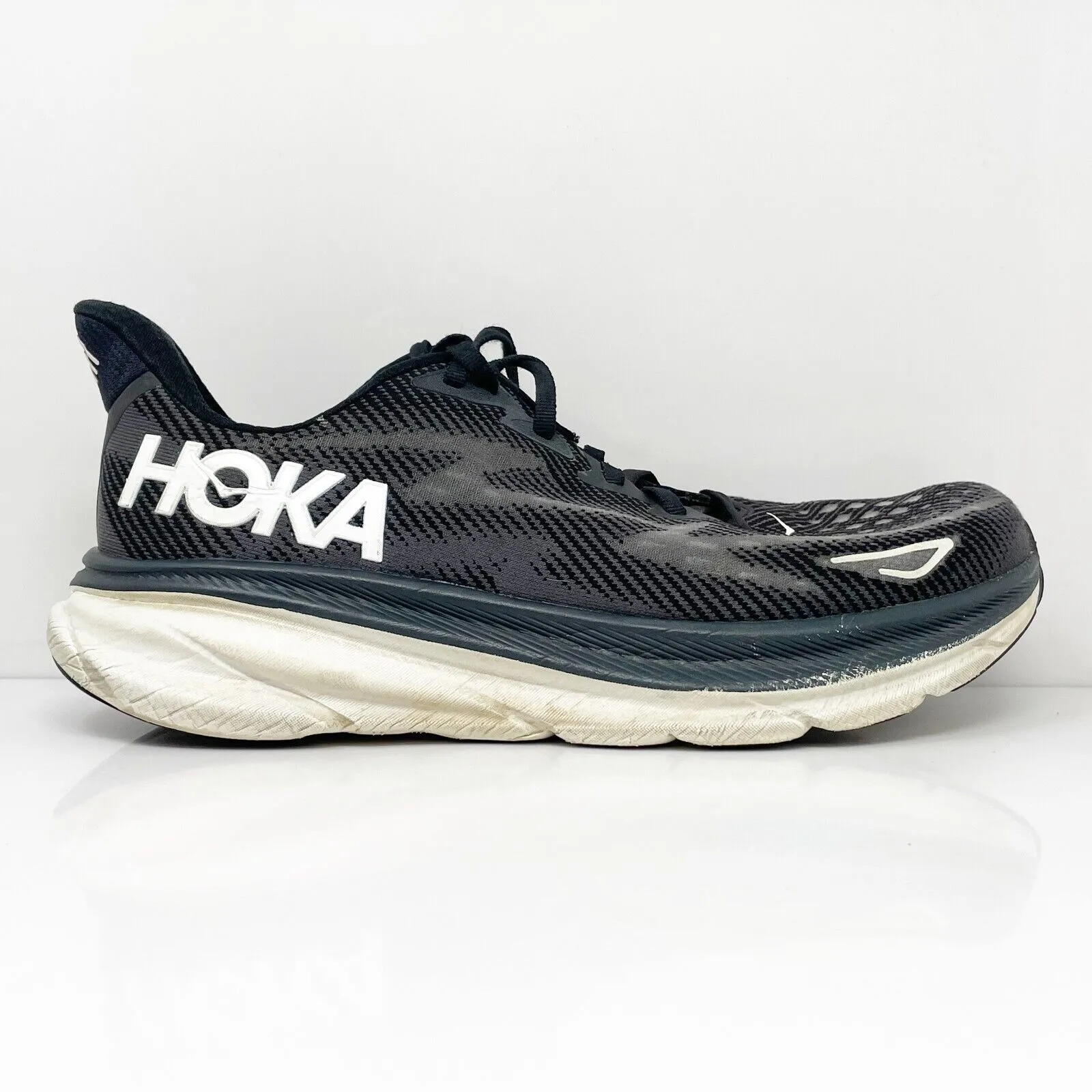 Hoka One One Mens Clifton 9 1127895 BWHT Black Running Shoes Sneakers Size 10 D