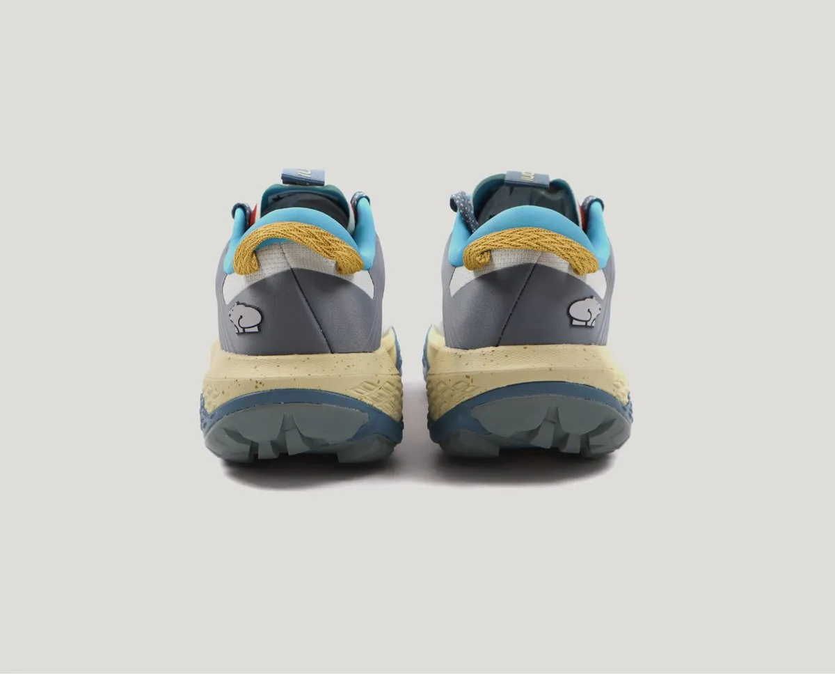 Ikoni Trail Sneakers - Barely Blue