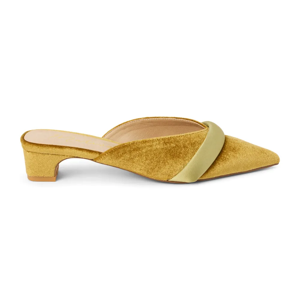 Kellan Pointed Toe Mules