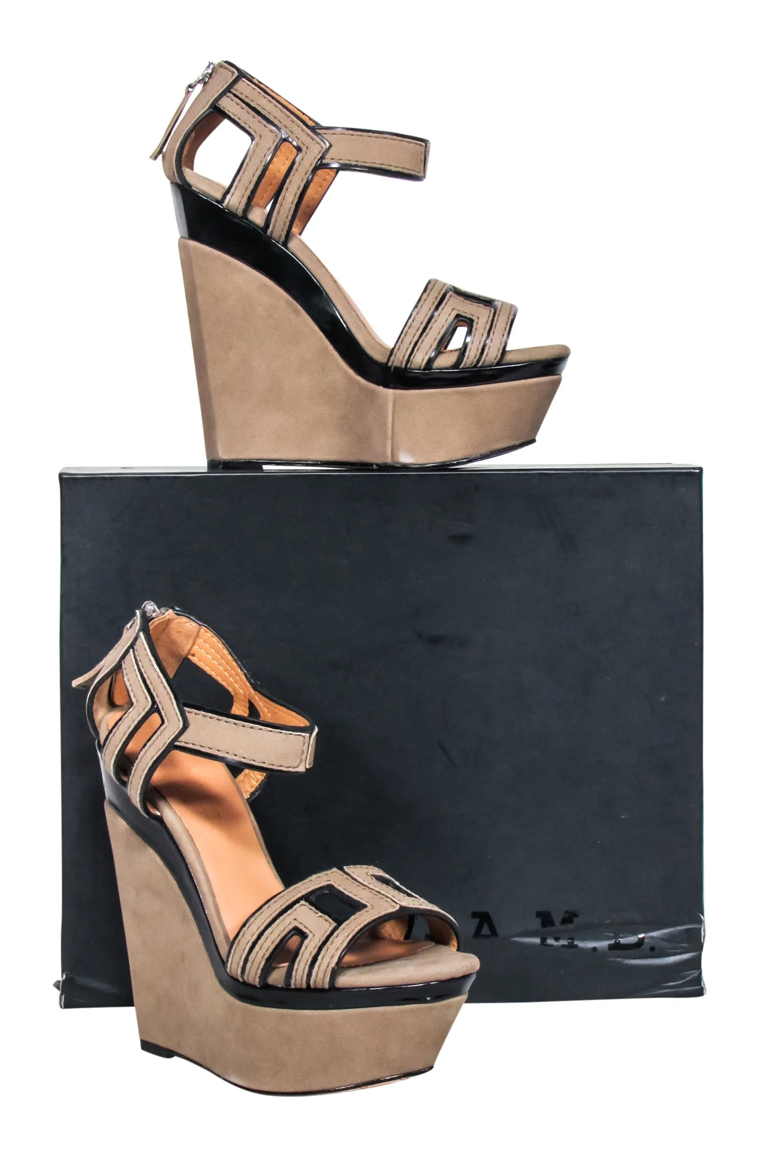 L.A.M.B. - Beige & Black Strapped Platform Wedges Sz 6