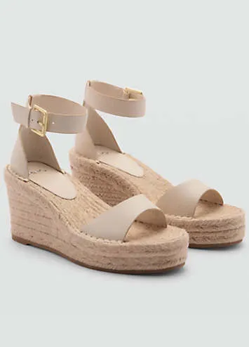 Larisa Wedges by Mango