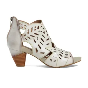 L'Artiste Spring Step Women's Icon Off White