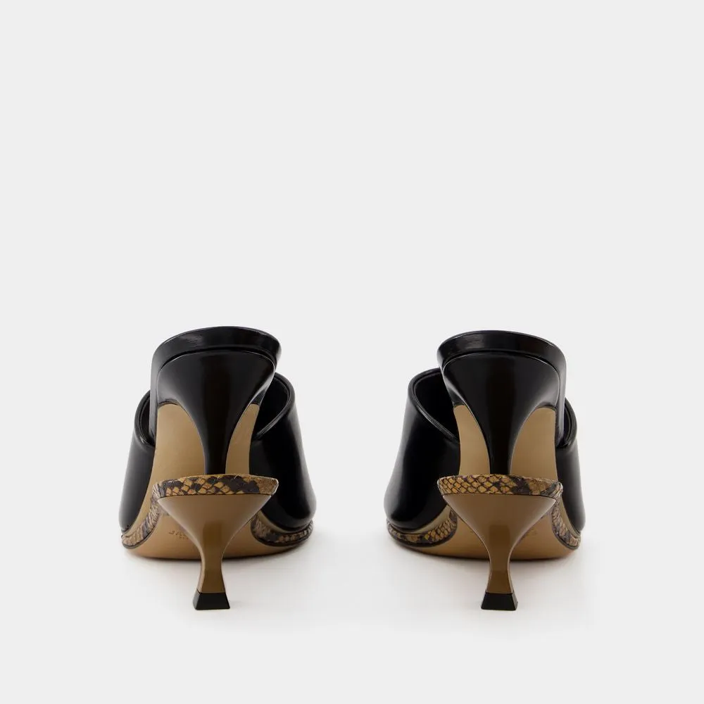 Chic LES DOUBLES MULES SANDALS