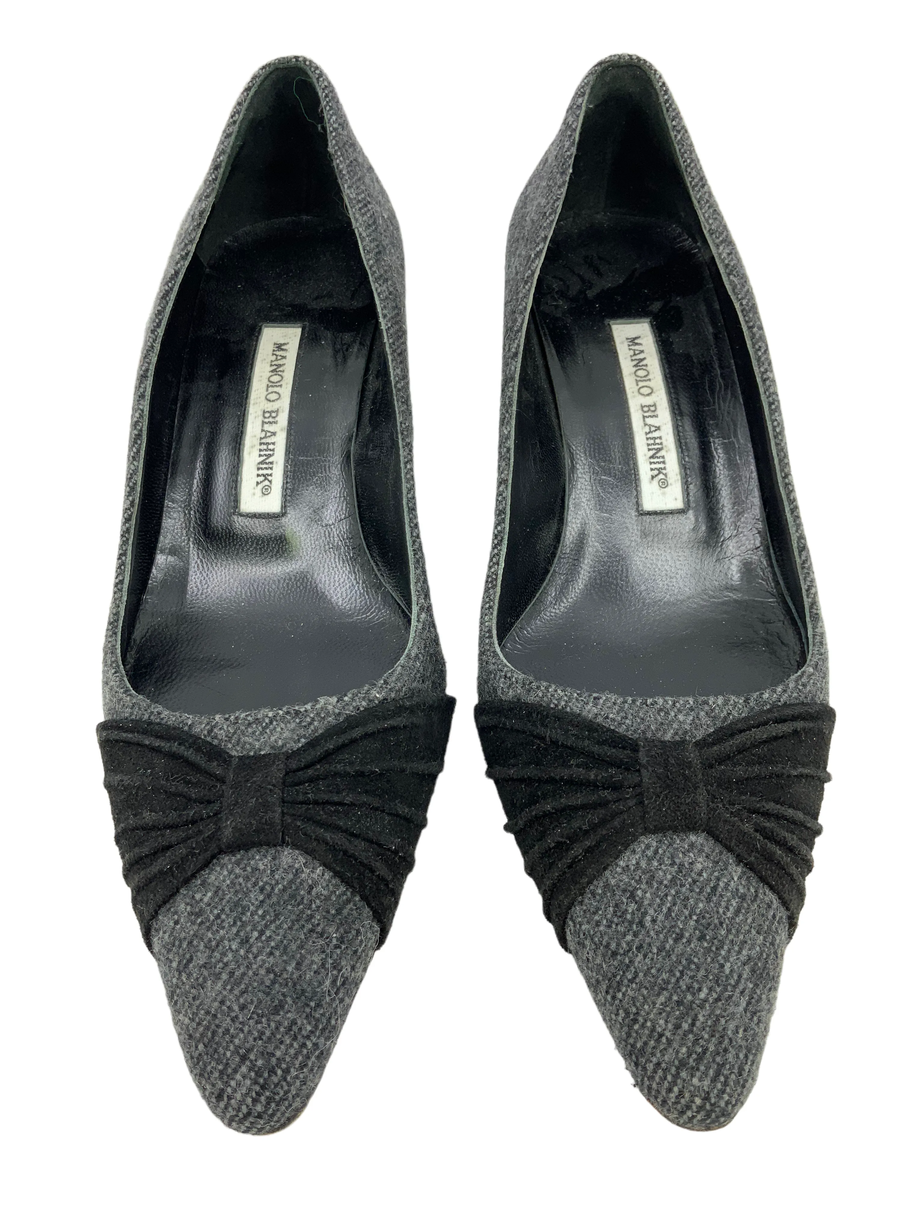 Size 7.5 Manolo Blahnik Fabric Suede Vamp Pumps