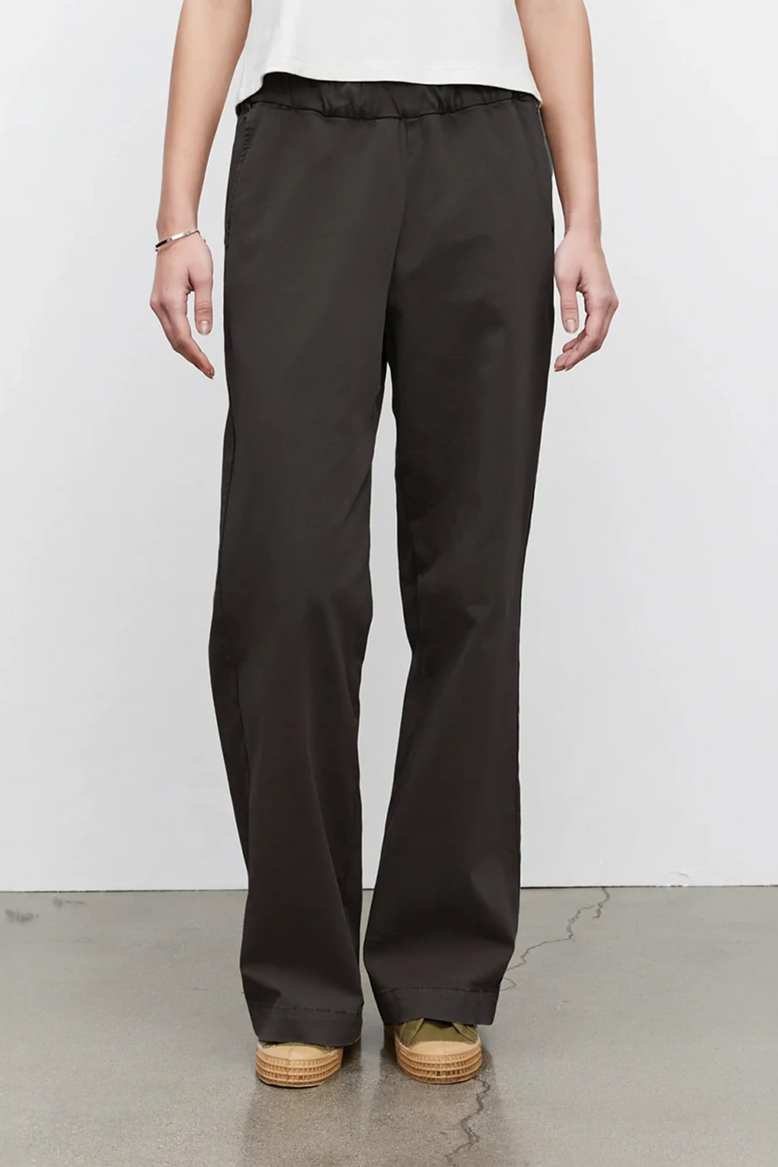 NAYA TROUSERS IN BLACK