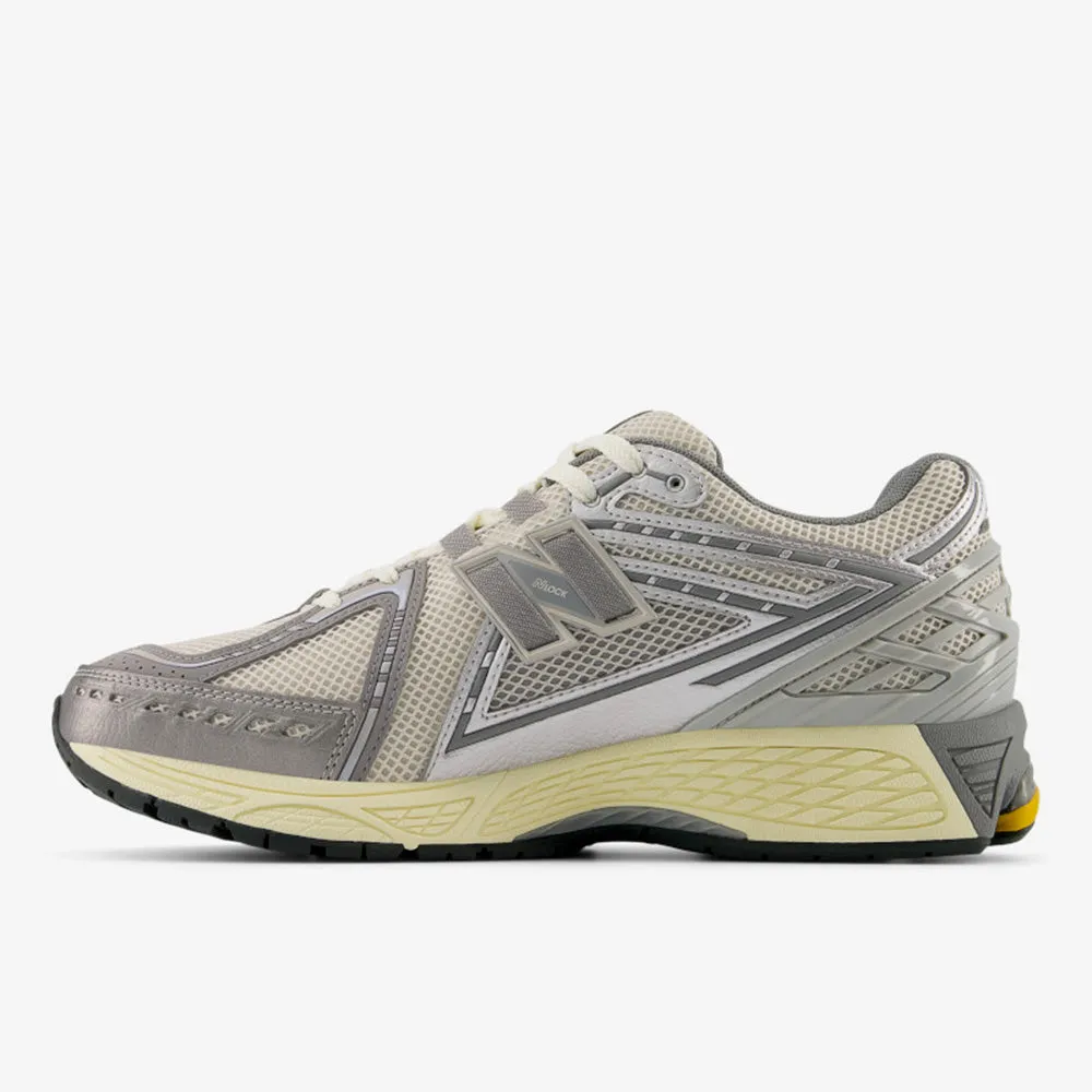    New Balance - 1906 RRD Sneakers - Grey