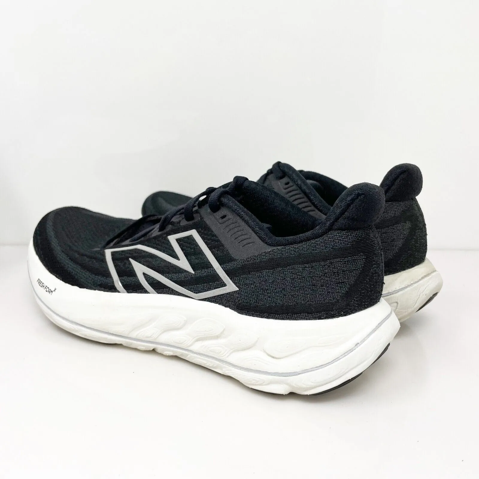 New Balance Unisex FF X Vongo V6 WVNGOLK6 Black Running Shoes Sneakers M6 W7.5 B