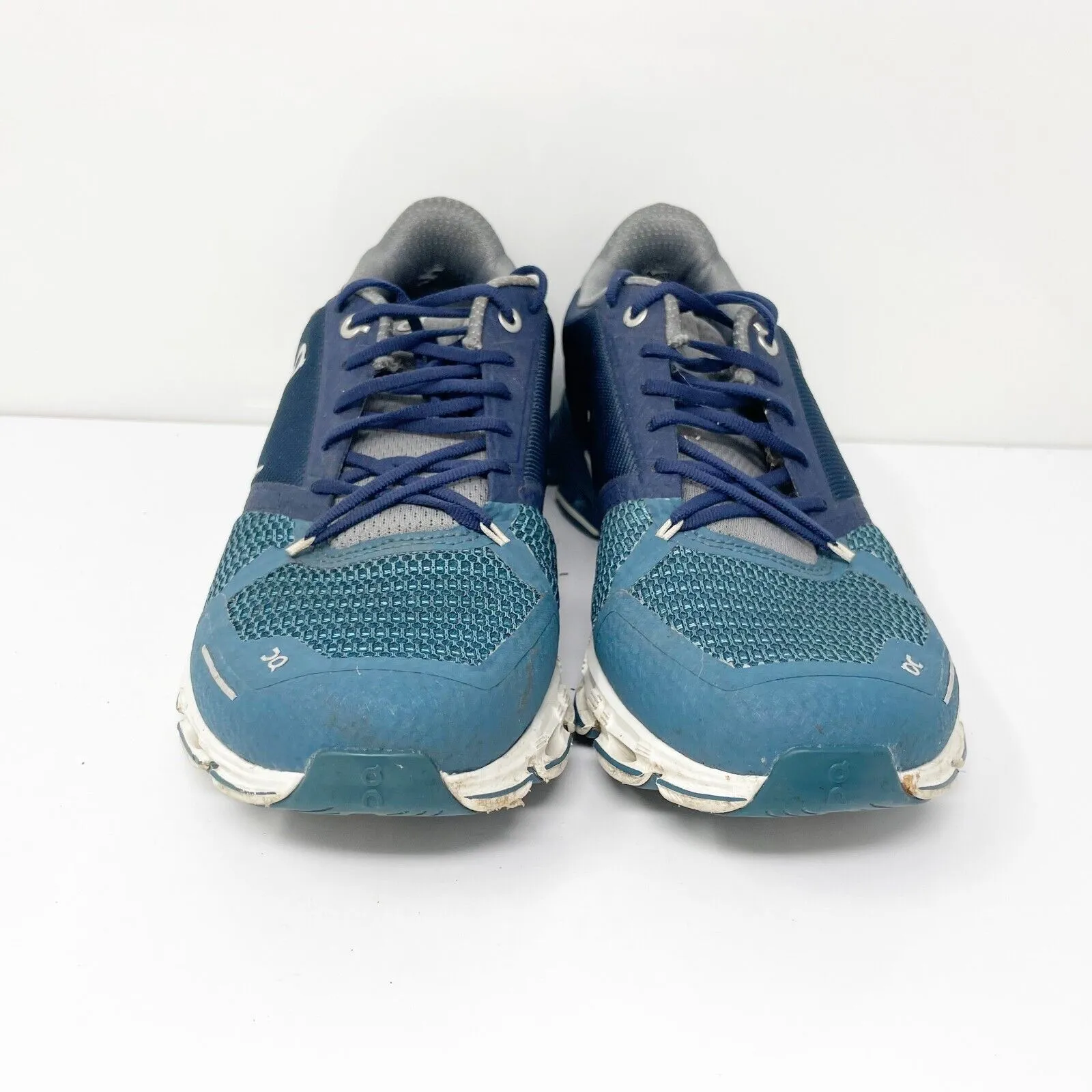 On Womens Cloudflyer Blue Running Shoes Sneakers Size 9