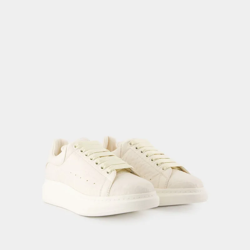 Oversized Sneakers - Alexander McQueen - Leather - White