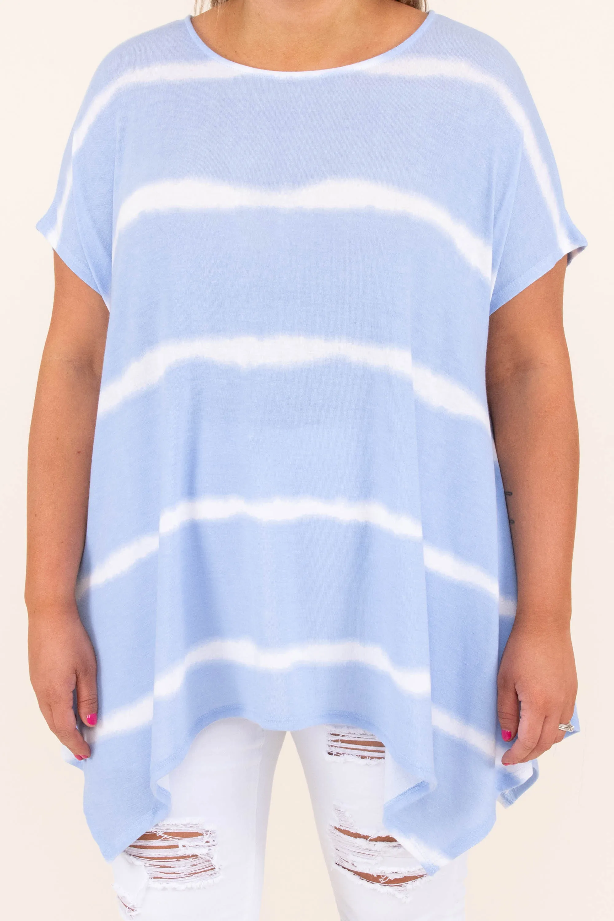 Periwinkle Tunic with Beat Movement Pattern