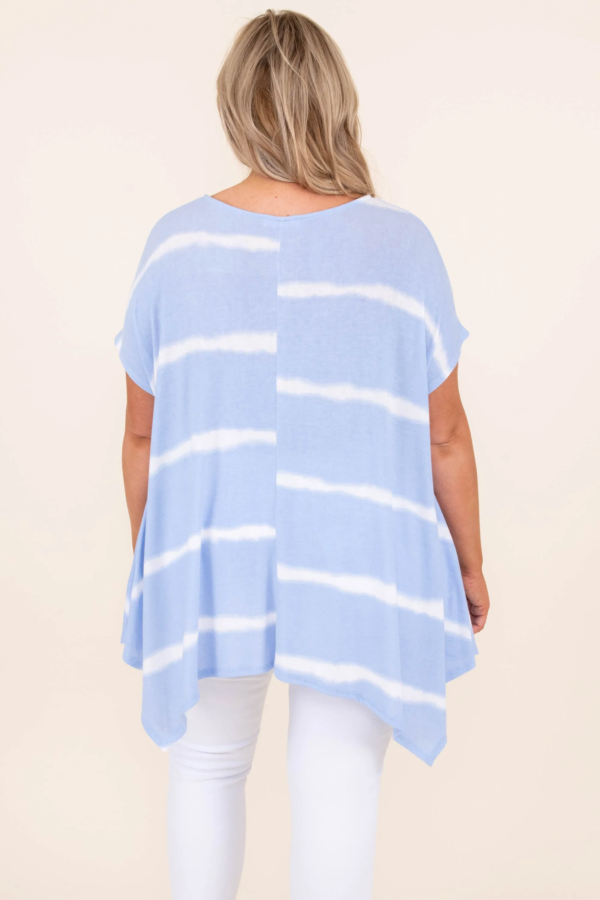 Periwinkle Tunic with Beat Movement Pattern