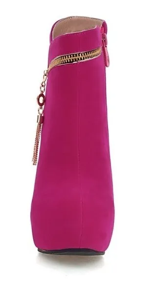 High heels boots in pink fuchsia suede with gold zipper