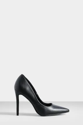 Pointed Pumps