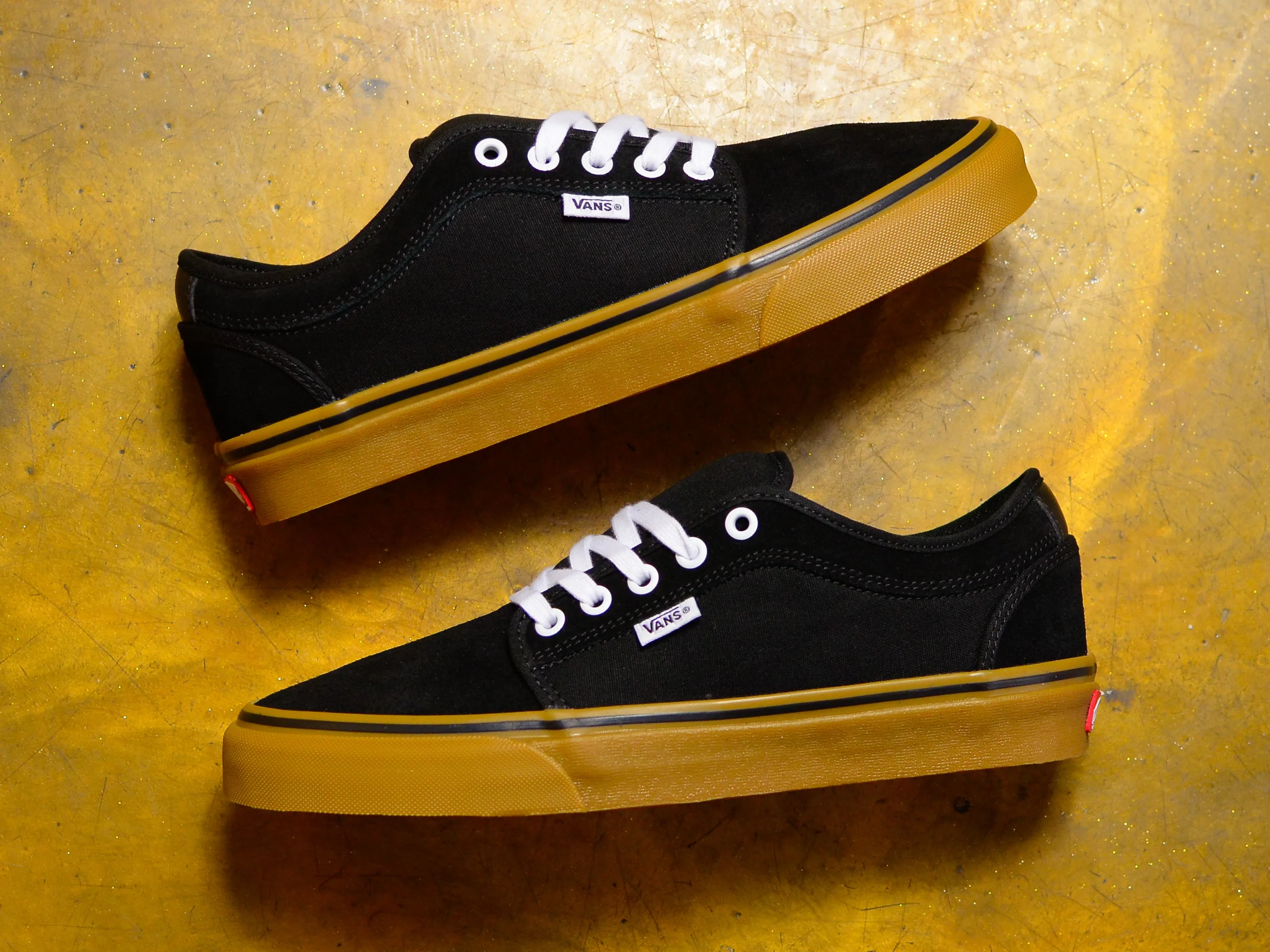 Skate Chukka Low - Black / Black / Gum