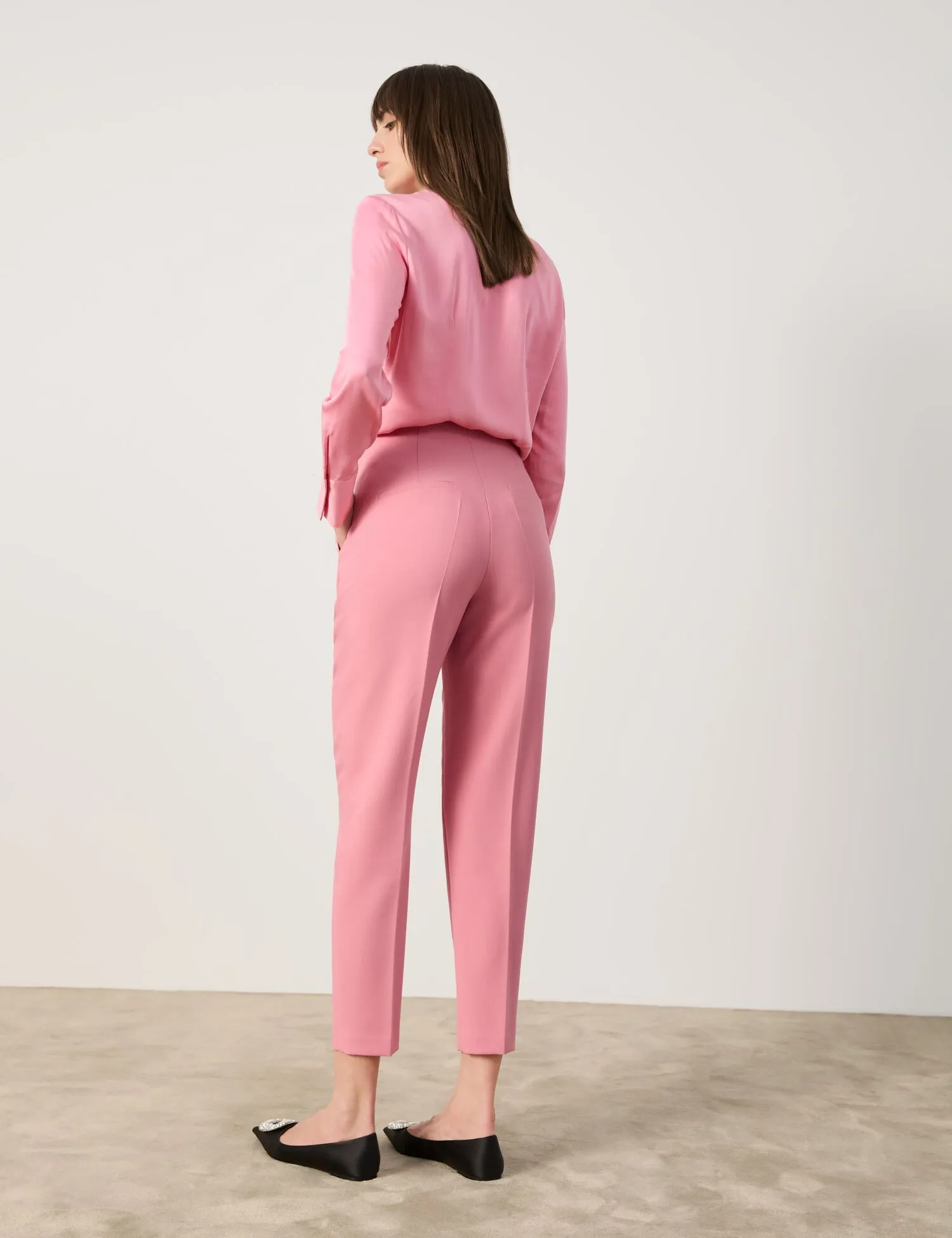 Sophisticated tailored fit 7/8 stretch trousers