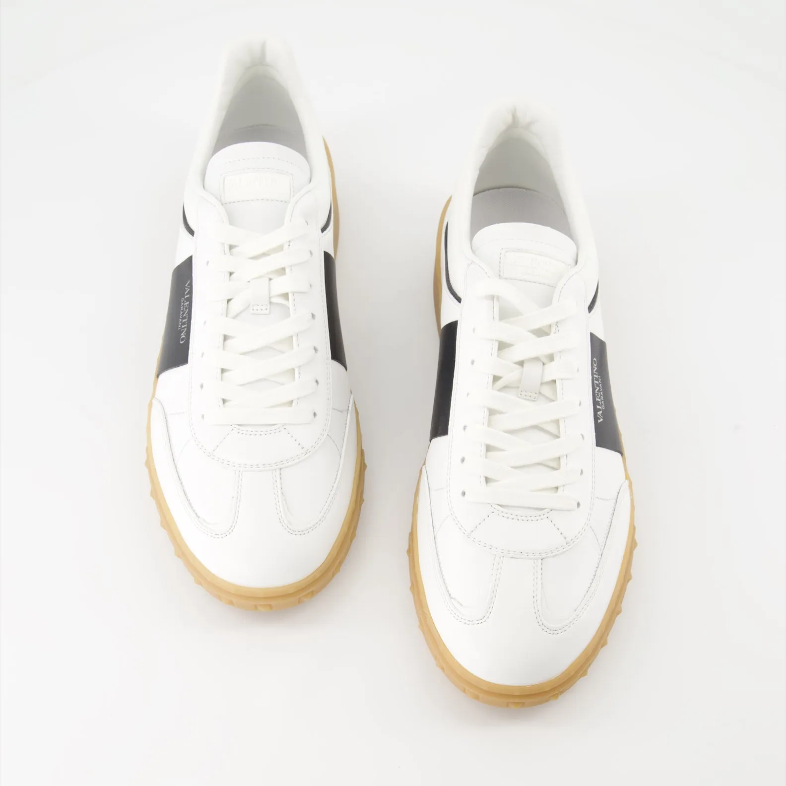 Upvillage Nappa Leather Sneakers