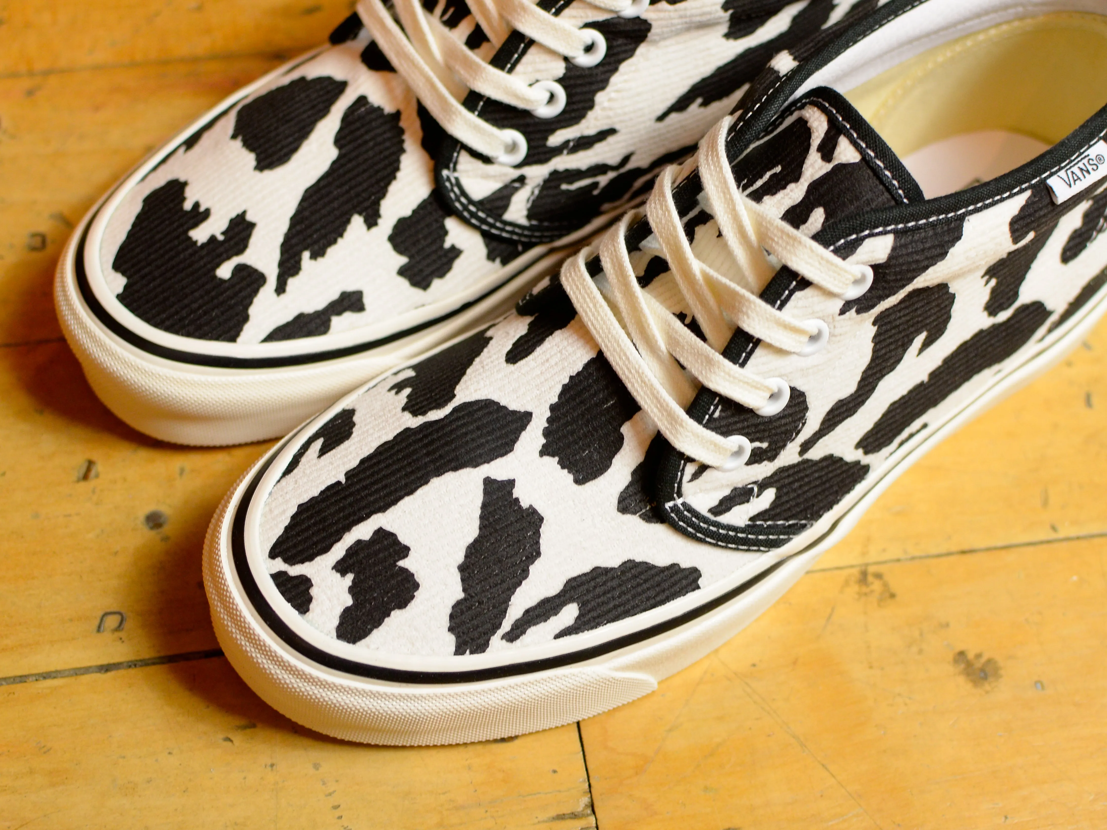 Vans Chukka 49 DX Anaheim Factory - OG White Corduroy / OG Cow Print